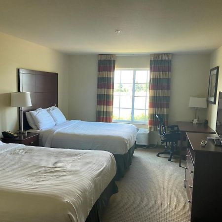 Americinn By Wyndham Oshkosh Kültér fotó