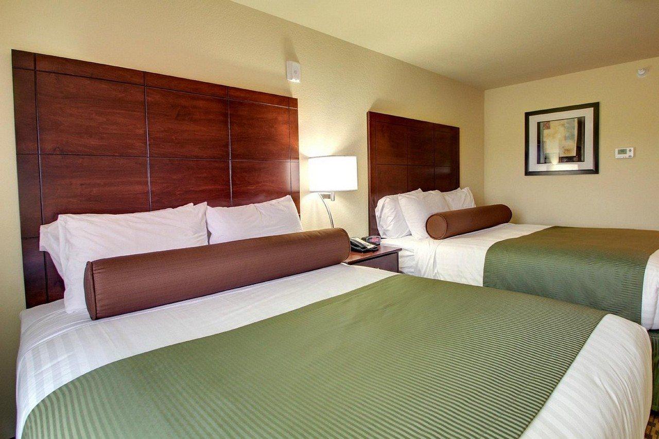 Americinn By Wyndham Oshkosh Kültér fotó